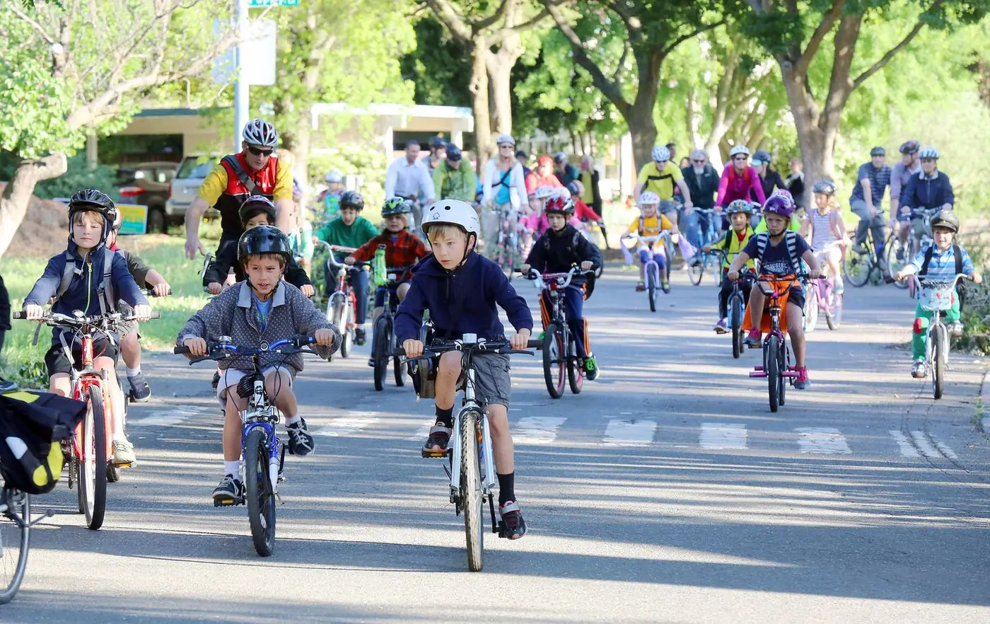 Kids biking to school